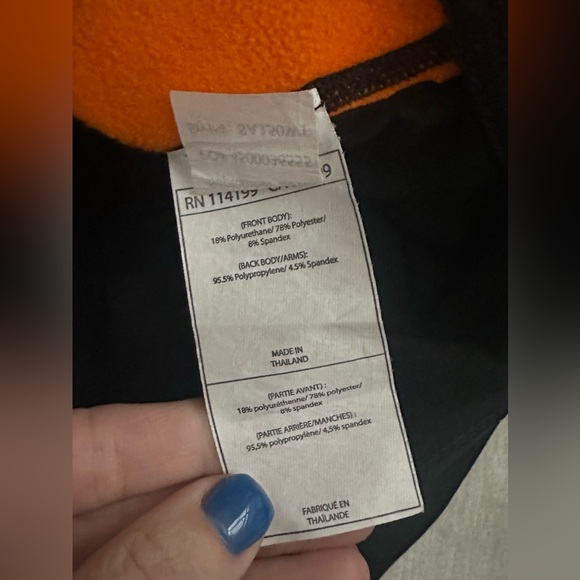 Roxy Black Jacket with Blue Accents - Picture 4 of 6